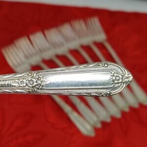 8X DF COTILLION Rogers Vintage Silverplate Flatware IS Dinner Forks